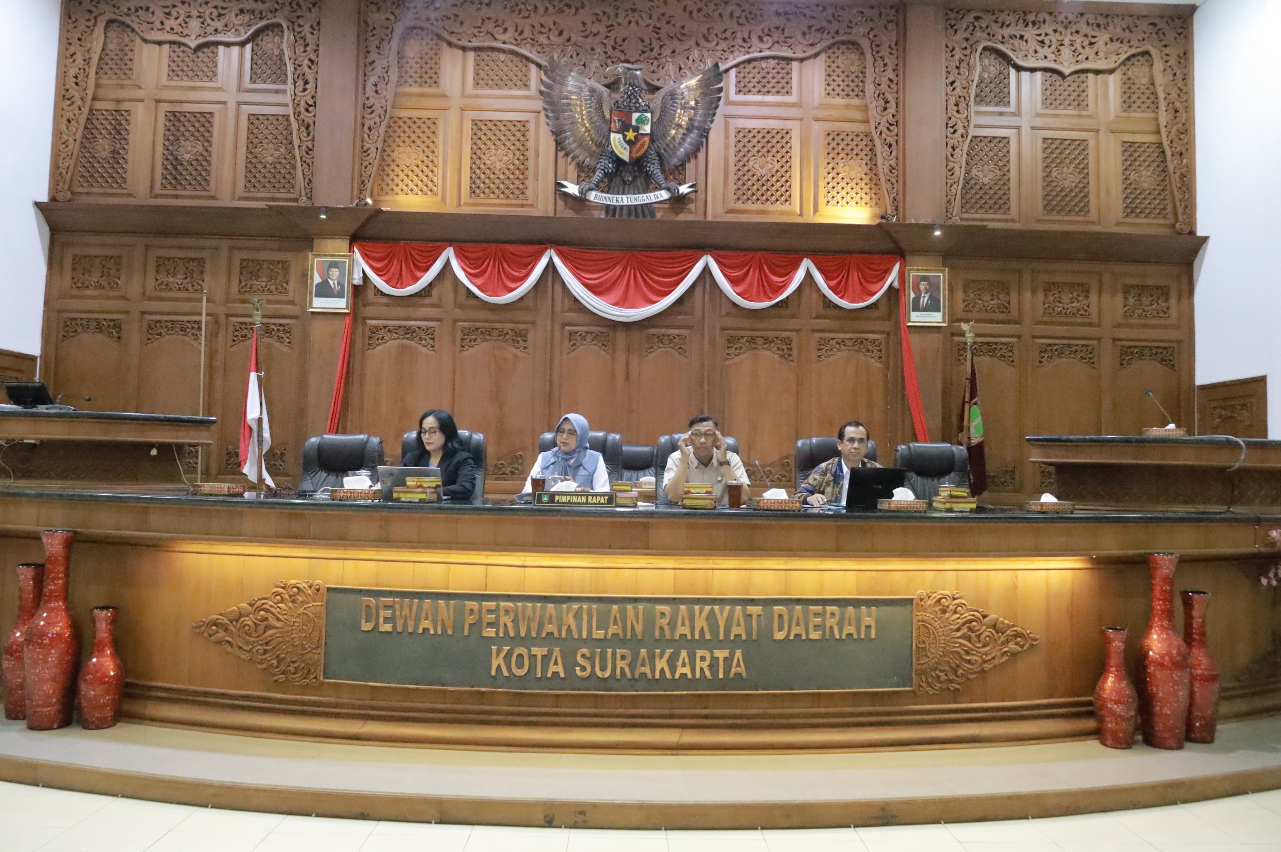 gambar berita