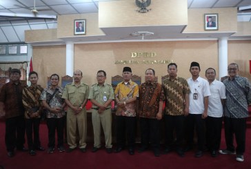 Studi Banding Bapemperda DPRD Kota Surakarta ke DPRD Kabupaten Sleman dan Gunung Kidul
