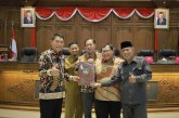 Tok ! Raperda Perubahan APBD 2023 dan PDRD Resmi Disahkan Jadi Perda
