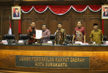 Paripurna DPRD Kota Surakarta Bahas Raperda Inovasi Daerah dengan Agenda Nota Penjelasan dan Pendapat Wali Kota