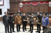 DPRD Gelar Paripurna Pemberhentian Diri Putra Sulung Jokowi